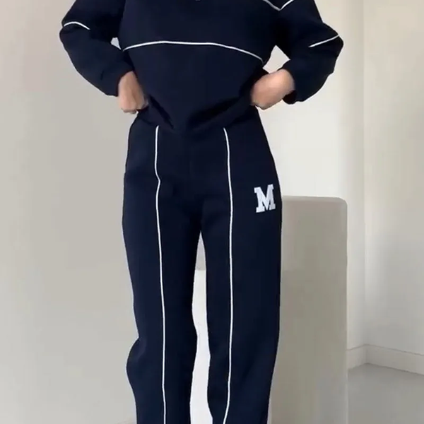 VM – Trendy Lounge Set met Letterdesign voor Dames