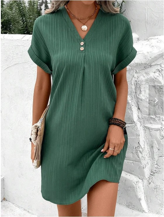 VM – Casual Zomerjurk met V-hals en Knoopdetails – Dames