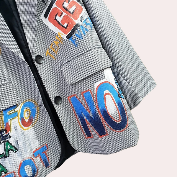 VM – Oversized Blazer met Tekstopdruk voor Dames