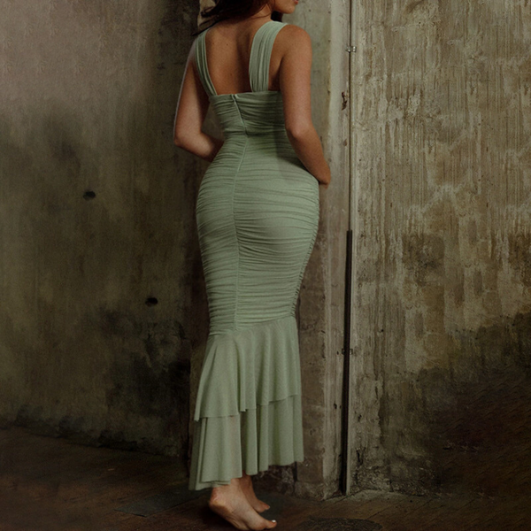 VM – Nauwsluitende Maxi-Jurk met Fishtail